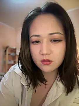 Snapshot of JoyFulLicss chatting on 02-14-25, 03:36 JoyFulLicss online show from 02-14-25, 03:36