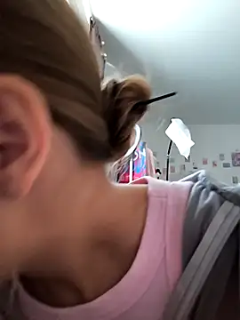 AliceBrayan online show from 09-22-25, 05:09