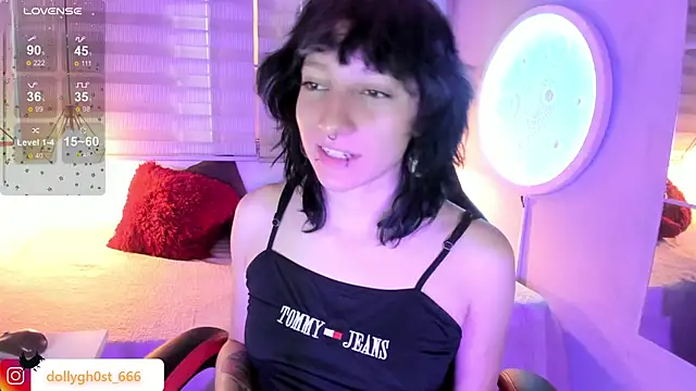 Ghosty Doll online show from 04-10-26, 08:24