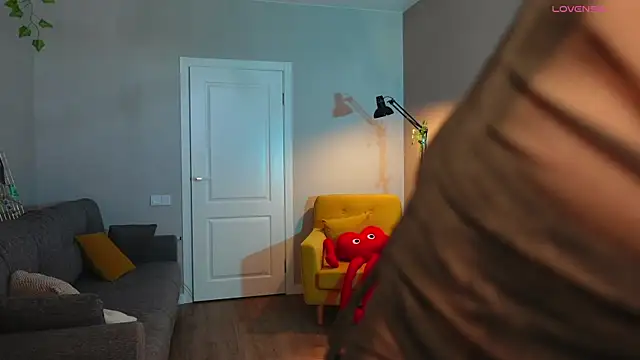 SpiceJessy online show from 04-09-26, 07:25