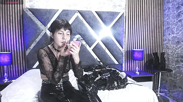 bellatrix25 online show from 12-04-24, 08:29