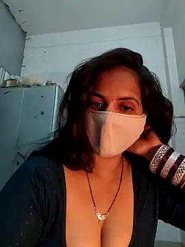 Snapshot of Nehubhabhi26 chatting on 12-06-24, 06:39 Nehubhabhi26 online show from 12-06-24, 06:39