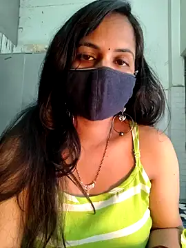 Snapshot of Nehubhabhi26 chatting on 12-12-24, 04:32 Nehubhabhi26 online show from 12-12-24, 04:32
