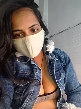 Snapshot of Nehubhabhi26 chatting on 12-14-24, 04:42 Nehubhabhi26 online show from 12-14-24, 04:42