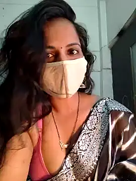 Snapshot of Nehubhabhi26 chatting on 12-25-24, 04:54 Nehubhabhi26 online show from 12-25-24, 04:54