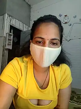 Snapshot of Nehubhabhi26 chatting on 01-04-25, 04:43 Nehubhabhi26 online show from 01-04-25, 04:43
