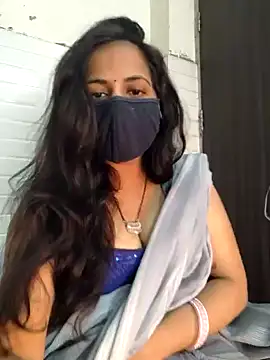 Snapshot of Nehubhabhi26 chatting on 01-05-25, 05:09 Nehubhabhi26 online show from 01-05-25, 05:09