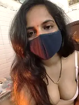 Snapshot of Nehubhabhi26 chatting on 02-04-25, 11:05 Nehubhabhi26 online show from 02-04-25, 11:05