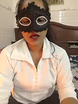 Snapshot of Nehubhabhi26 chatting on 02-10-25, 07:04 Nehubhabhi26 online show from 02-10-25, 07:04