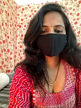 Snapshot of Nehubhabhi26 chatting on 03-07-25, 05:17 Nehubhabhi26 online show from 03-07-25, 05:17