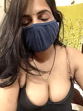 Snapshot of Nehubhabhi26 chatting on 10-16-25, 04:46 Nehubhabhi26 online show from 10-16-25, 04:46