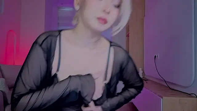 RileyMee online show from 10-03-25, 12:13