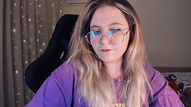 Diana Flower online show from 01-08-25, 01:41