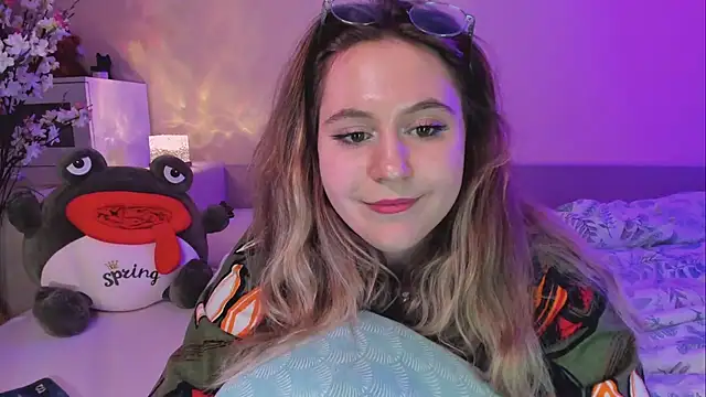 Diana Flower online show from 01-16-25, 04:18