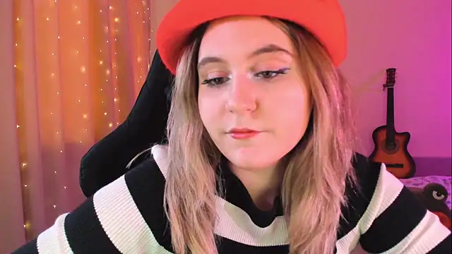 Diana Flower online show from 02-13-25, 10:12