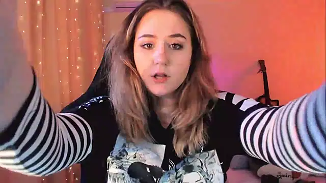 Diana Flower online show from 02-22-25, 10:51