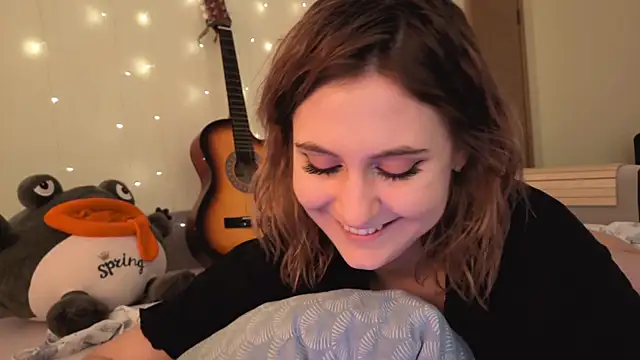 Diana Flower online show from 09-17-25, 12:51