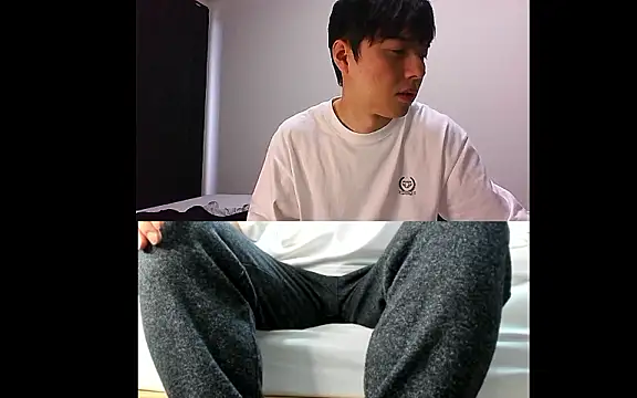 whitebriefboy online show from 11-11-25, 04:34