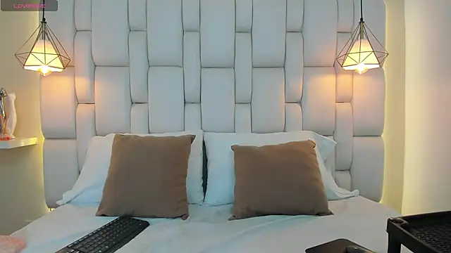 AslyGomez online show from 02-13-25, 11:28