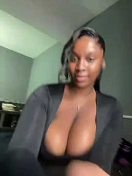 Snapshot of Candy_Love_18 chatting on 02-23-26, 09:39 Candy Love 18 online show from 02-23-26, 09:39