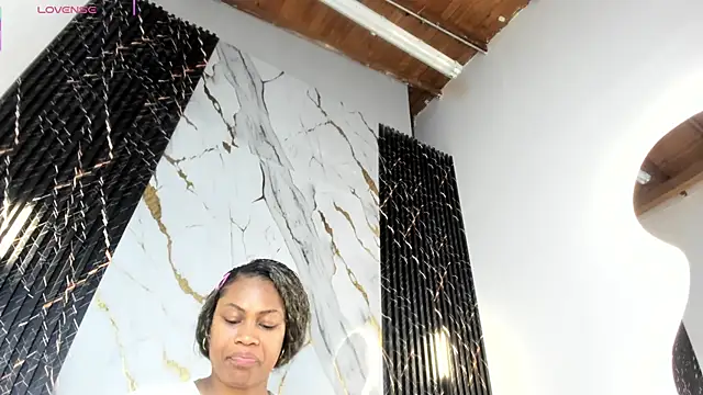 ebony hot1 online show from 10-28-25, 02:09