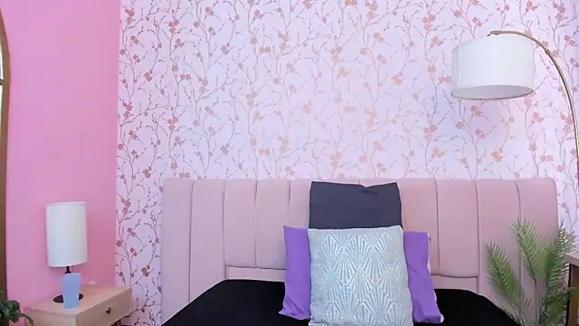 amber-hill online show from 10-27-25, 07:07