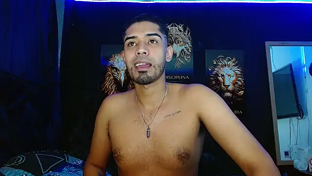 Snapshot of ryanse_hot chatting on 02-15-25, 08:43 ryanse hot online show from 02-15-25, 08:43