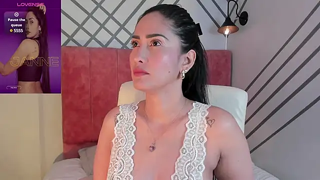 Snapshot of Janne_lee chatting on 01-23-25, 07:18 Janne lee online show from 01-23-25, 07:18