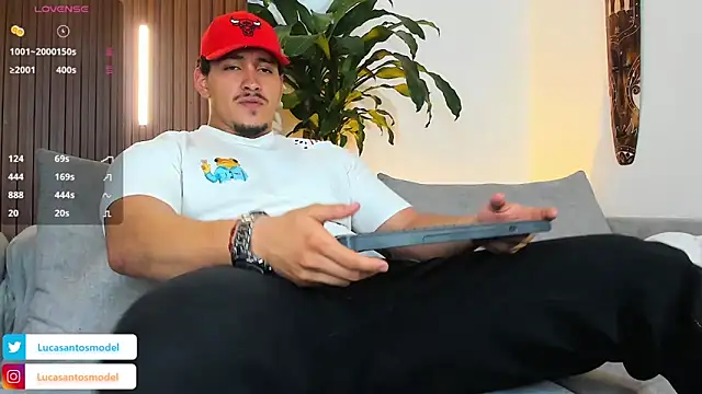 lucasanto  online show from 06-03-26, 04:26