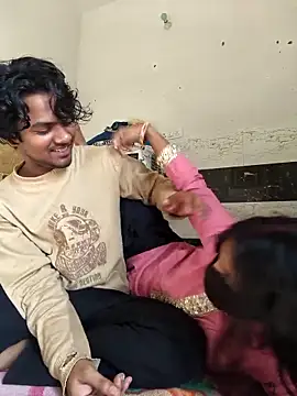 riya190 online show from 11-07-25, 08:47