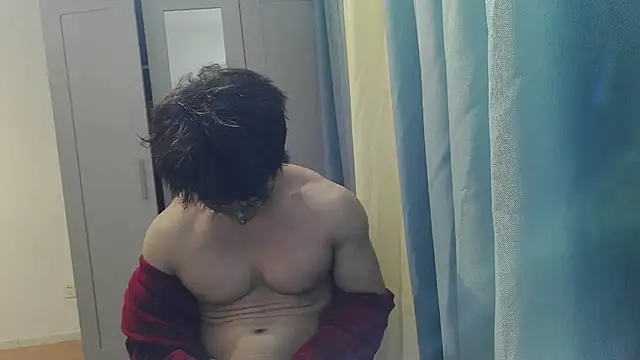 Snapshot of shuai321 chatting on 03-11-25, 03:56 shuai321 online show from 03-11-25, 03:56