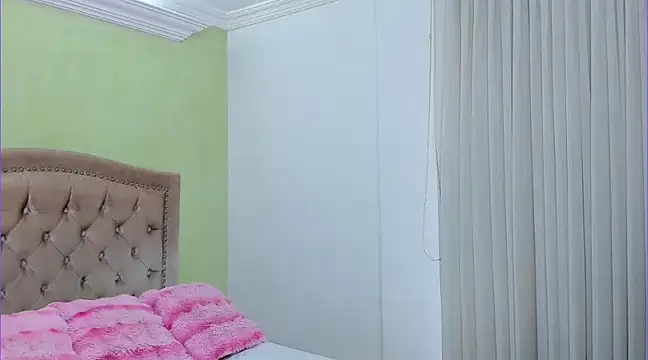 Luciluu20 online show from 01-21-25, 09:36