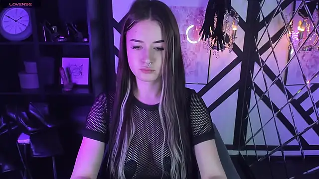 Lily Moonlight online show from 01-23-25, 11:04