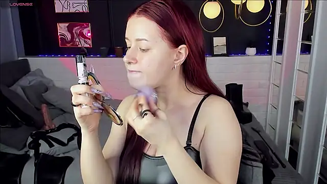 Lily Moonlight online show from 11-07-25, 08:03