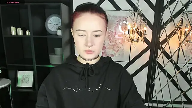 Lily Moonlight online show from 02-26-26, 02:05