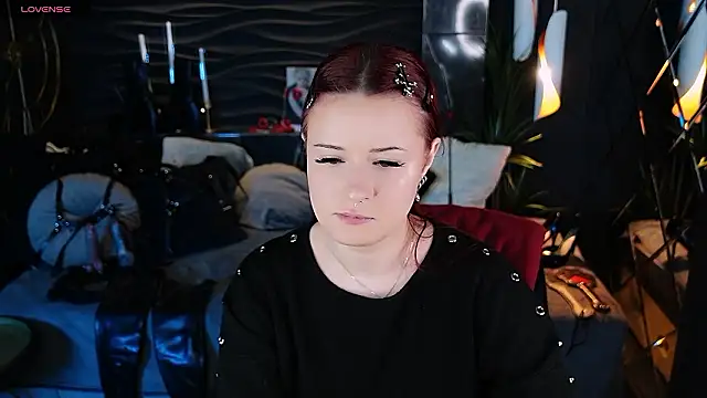 Lily Moonlight online show from 03-10-26, 02:22