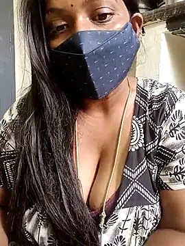 Snapshot of Renuma chatting on 02-12-25, 07:02 Renuma online show from 02-12-25, 07:02