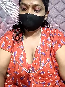 Snapshot of Renuma chatting on 09-19-25, 08:38 Renuma online show from 09-19-25, 08:38