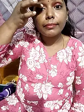 Snapshot of Renuma chatting on 10-07-25, 03:36 Renuma online show from 10-07-25, 03:36