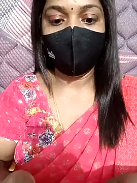 Snapshot of Renuma chatting on 04-01-26, 06:47 Renuma online show from 04-01-26, 06:47
