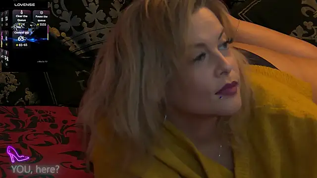 ZoeMesmerize online show from 12-01-25, 02:55