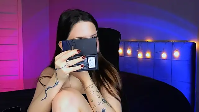 Stacy Gonzales  online show from 12-14-24, 06:13