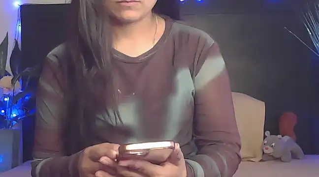 WildRuhi20 online show from 02-05-25, 09:36