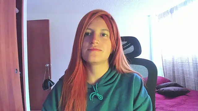 GiaRoussel online show from 04-24-26, 04:20