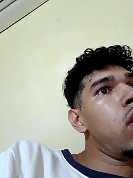 Snapshot of Juan_Carlos09 chatting on 03-13-26, 06:47 Juan Carlos09 online show from 03-13-26, 06:47