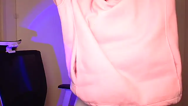 Fantasy July online show from 12-20-24, 09:43