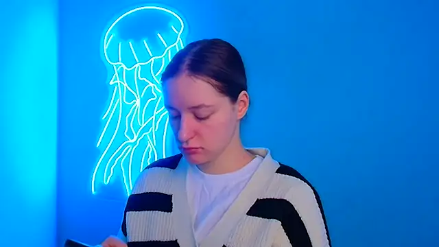 Fantasy July online show from 03-12-25, 06:29