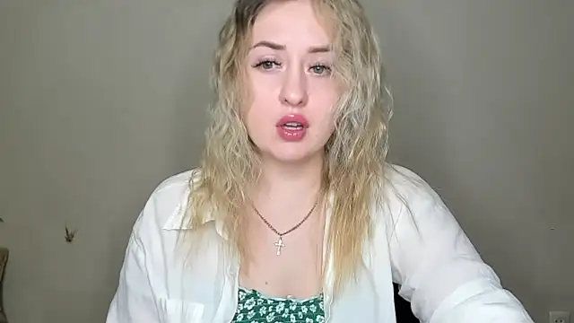 KennaJamess8 online show from 02-01-25, 07:55