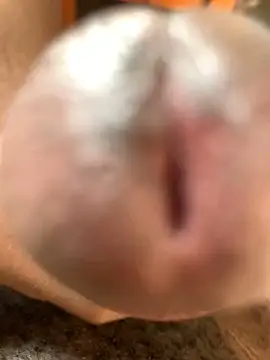 Snapshot of LukeBanson7 chatting on 01-07-25, 11:16 LukeBanson7 online show from 01-07-25, 11:16