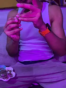 thesummerboy online show from 12-19-24, 10:21